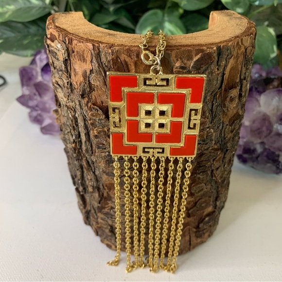 Asian Art Deco Red Enamel Dangling Chains Tassel Necklace Gold Tone Jewelry VTG - Picture 3 of 8